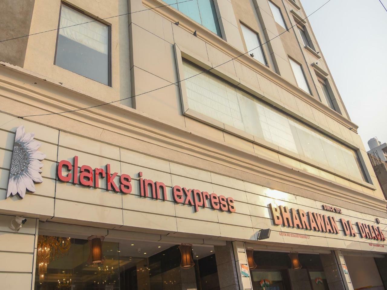 אמריצר Bharawan Clarks Inn Express מראה חיצוני תמונה
