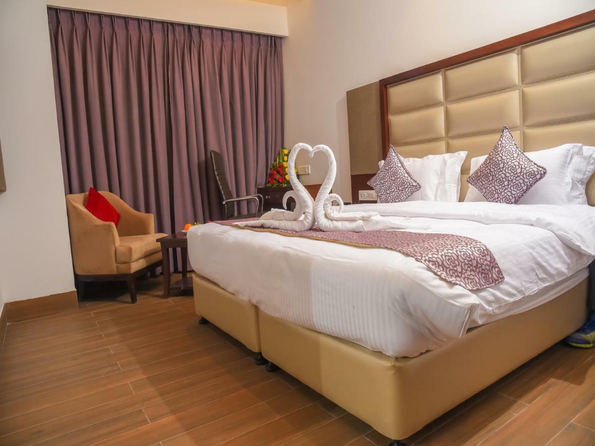 אמריצר Bharawan Clarks Inn Express מראה חיצוני תמונה